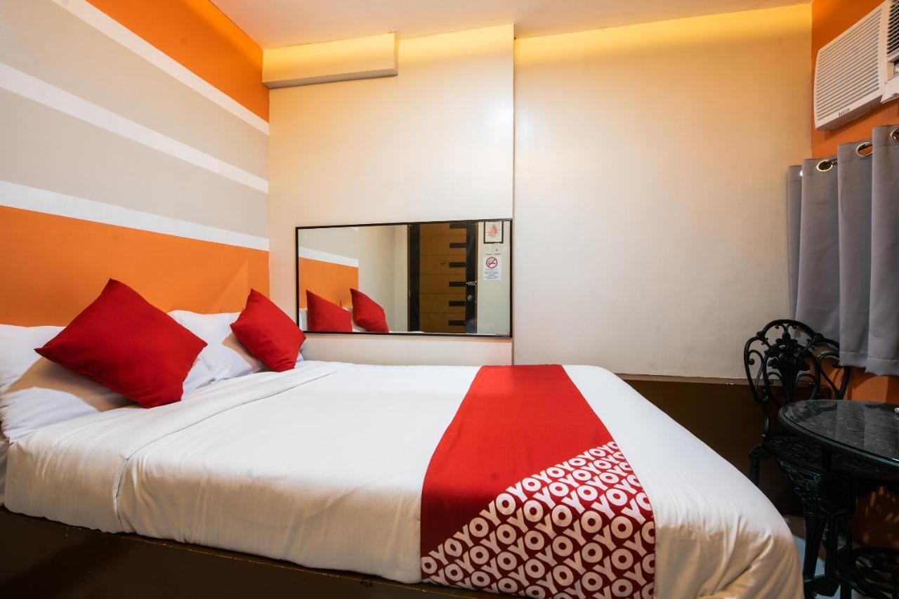Oyo 475 Pearl Blossom Hotel Manila Zewnętrze zdjęcie