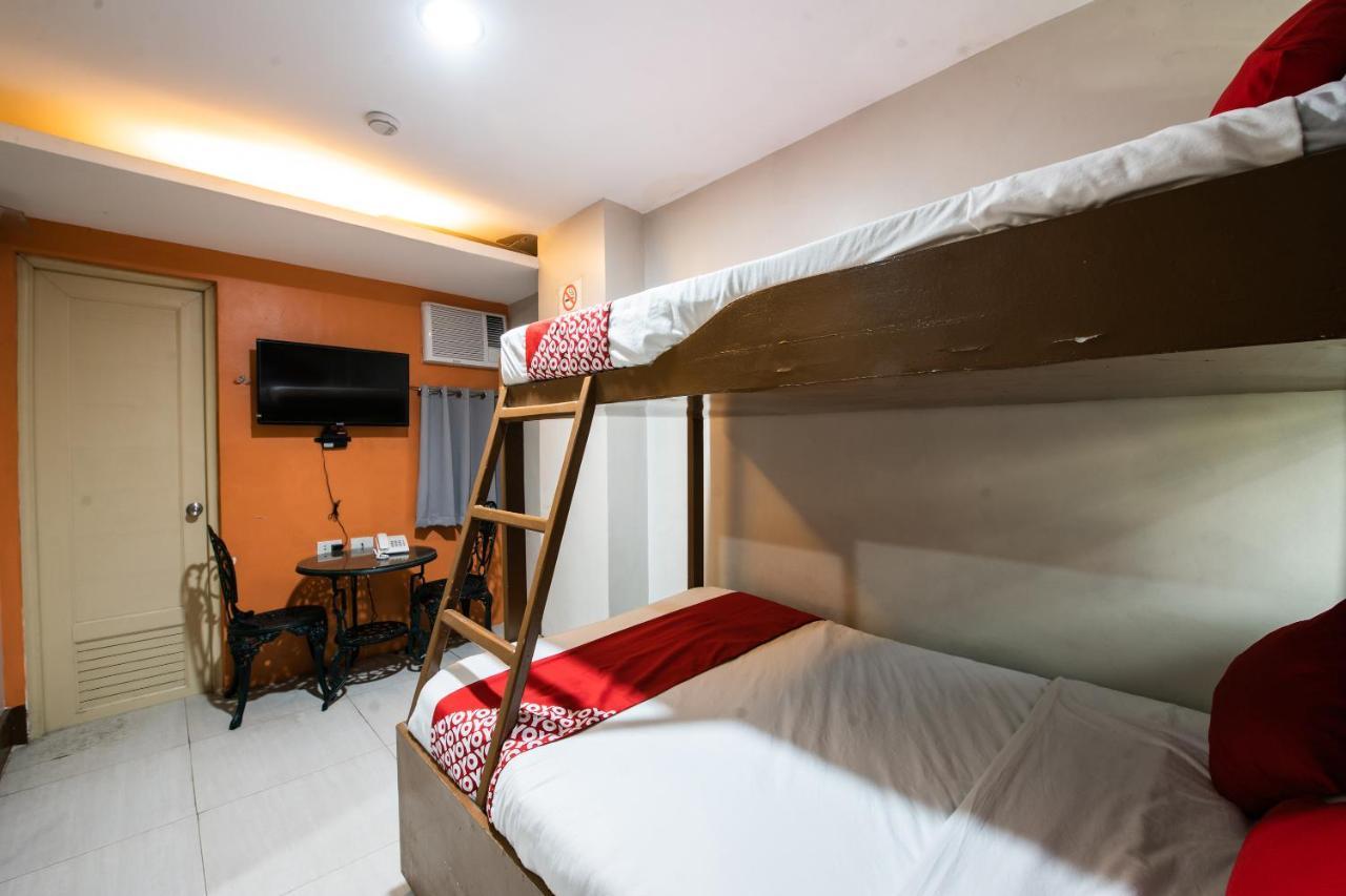Oyo 475 Pearl Blossom Hotel Manila Zewnętrze zdjęcie