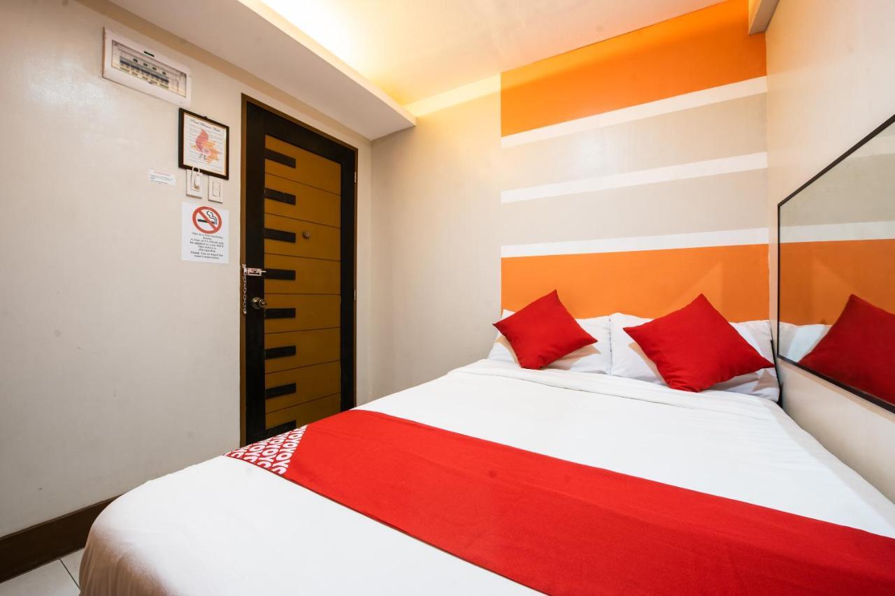 Oyo 475 Pearl Blossom Hotel Manila Zewnętrze zdjęcie