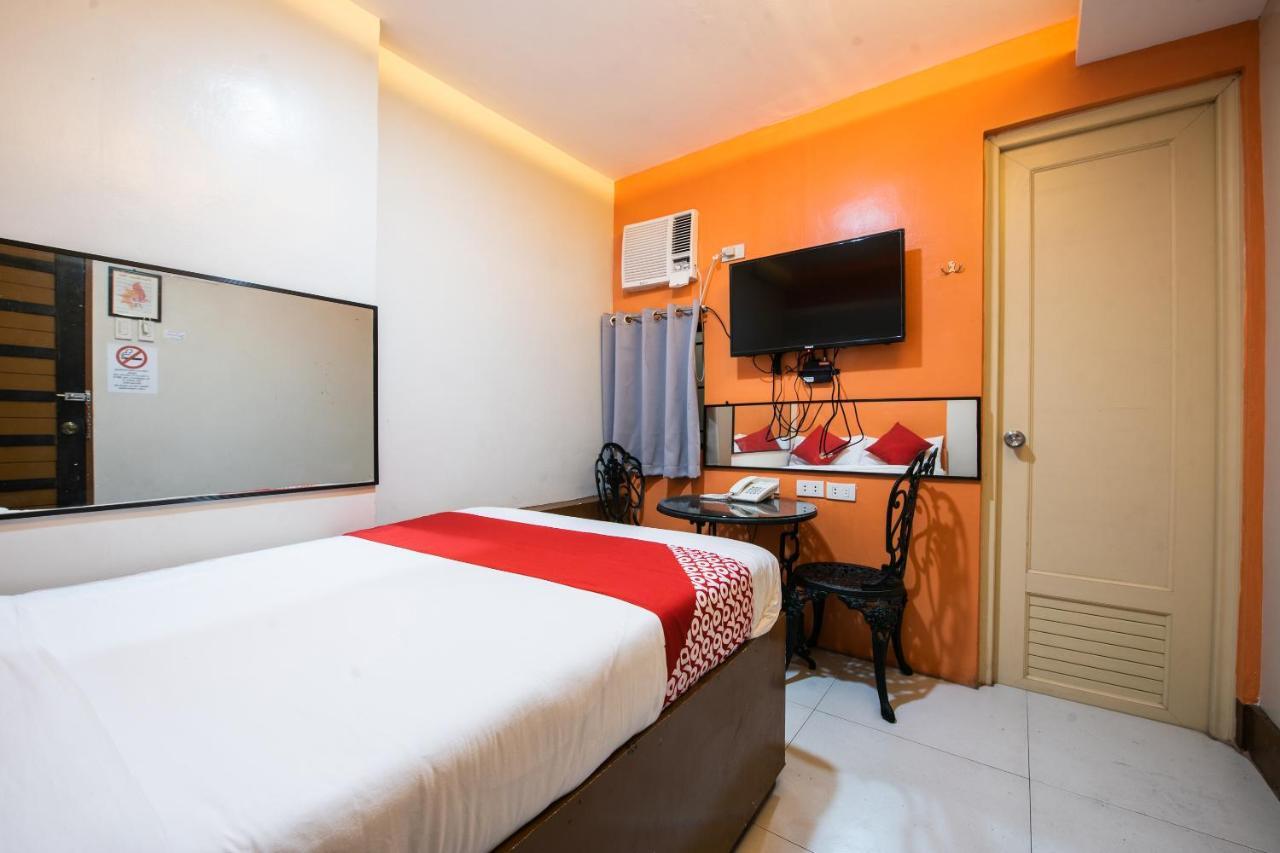 Oyo 475 Pearl Blossom Hotel Manila Zewnętrze zdjęcie